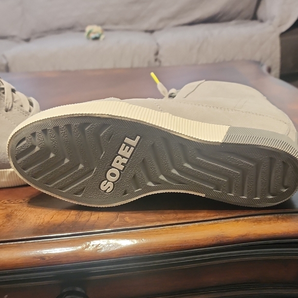 Sorel Gray High-Top Wedge Sneakers - Picture 6 of 7